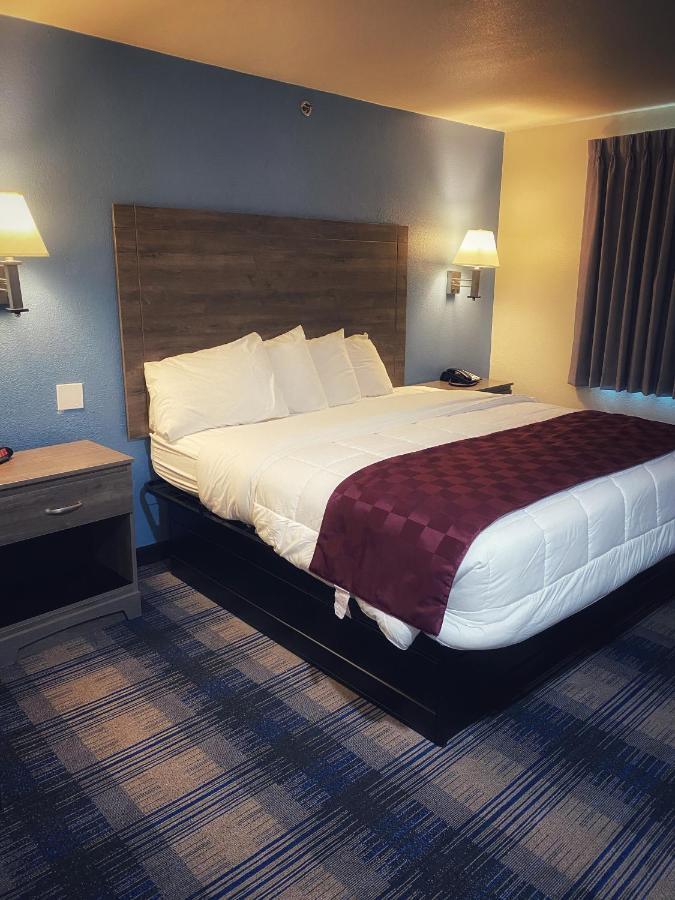 Lone Star Inn ديكاتور المظهر الخارجي الصورة